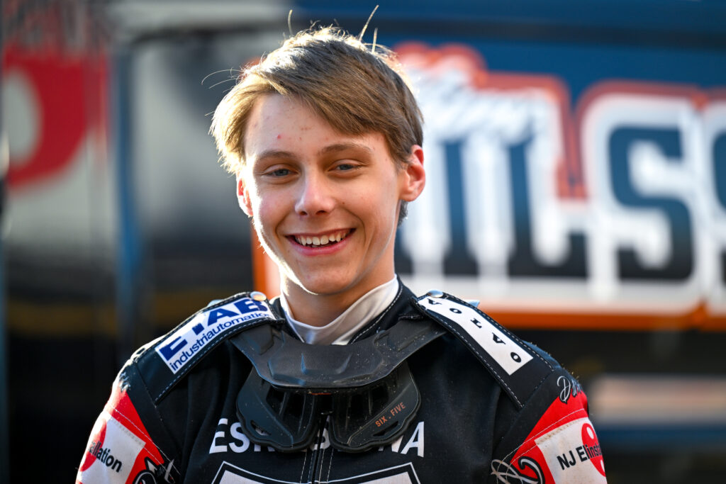Ny förare till Rospiggarna – talangen Anton Jansson ansluter till klubben