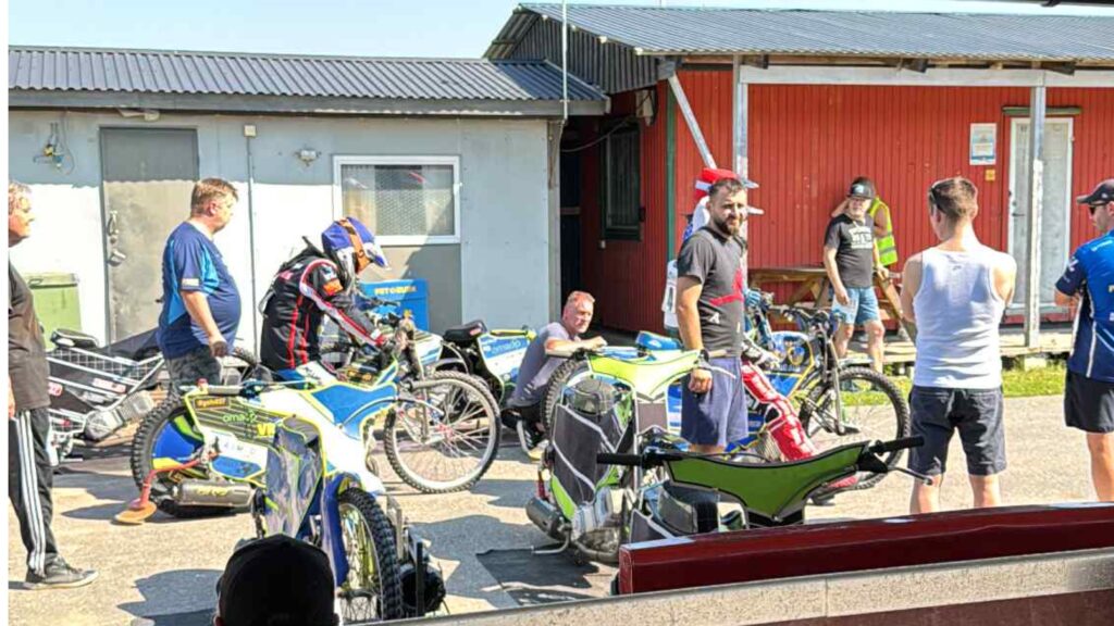 Division 1 i Örebro – fjärdeplats för Team Campus Roslagen